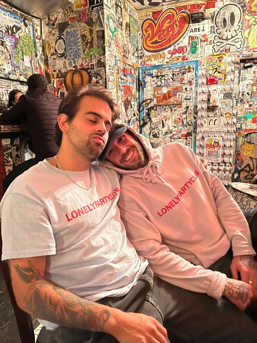 STATION TO STATION TEE