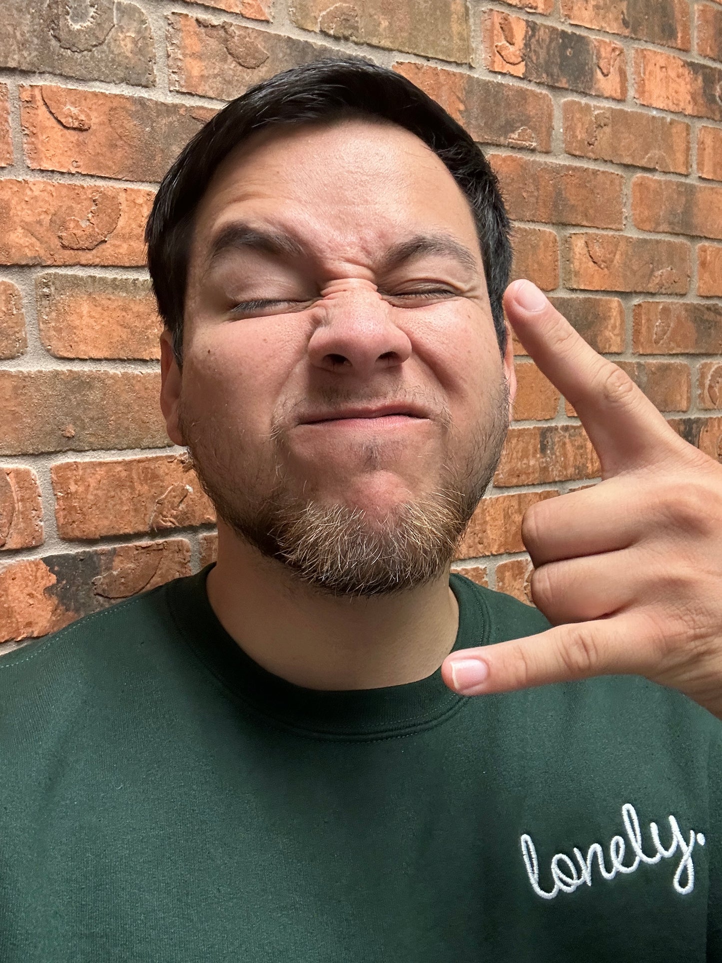 FOREST GREEN CREWNECK